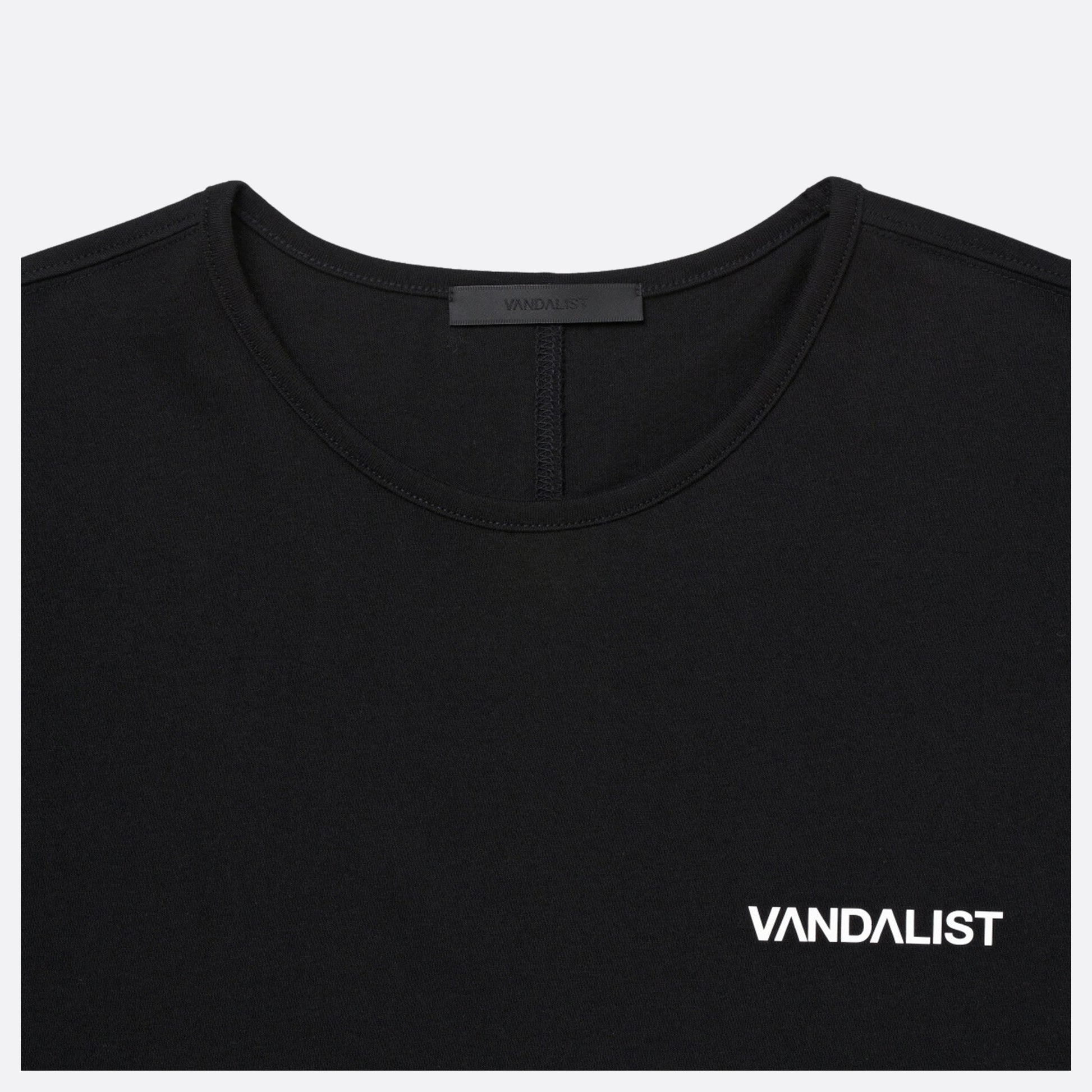 vandalist-pattern-loosetop-men's-tshirts-neck